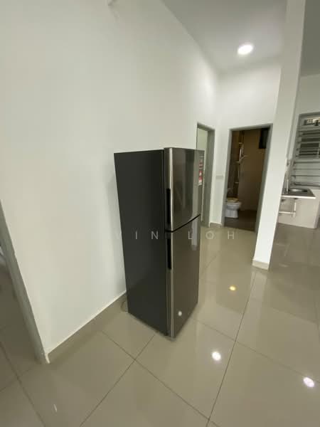 Condominium for Rent at Green Park Residence - Alvin Loh - Corridor - PropertyGuru.com.my