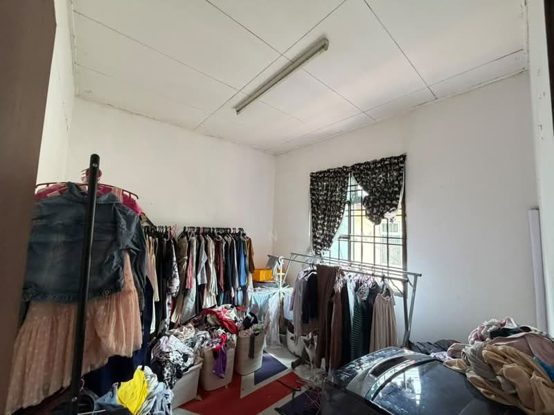 2-storey Terraced House for Sale in Taman Bestari Indah (Ulu Tiram) - Jason Sim - Interior - PropertyGuru.com.my