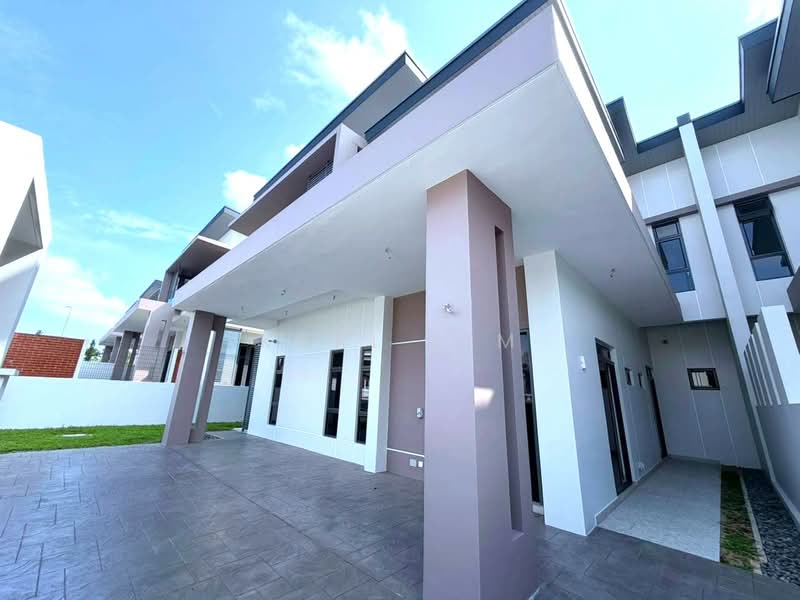 Semi-Detached House for Sale in Bandar Uda Utama (Johor Bahru) - Karl Lim - Exterior - PropertyGuru.com.my