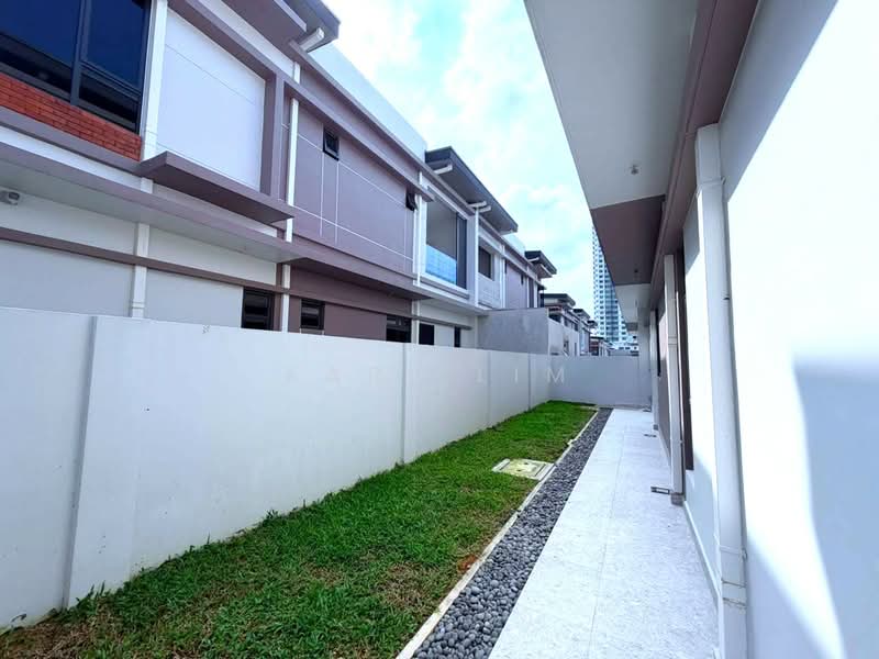 Semi-Detached House for Sale in Bandar Uda Utama (Johor Bahru) - Karl Lim - Exterior - PropertyGuru.com.my