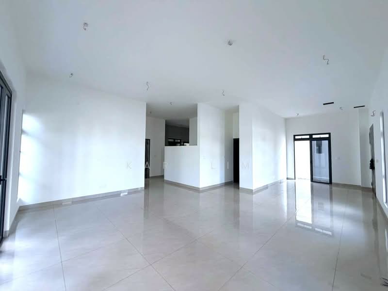 Semi-Detached House for Sale in Bandar Uda Utama (Johor Bahru) - Karl Lim - Living Room - PropertyGuru.com.my