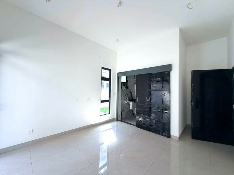 Semi-Detached House for Sale in Bandar Uda Utama (Johor Bahru) - Karl Lim - Interior - PropertyGuru.com.my