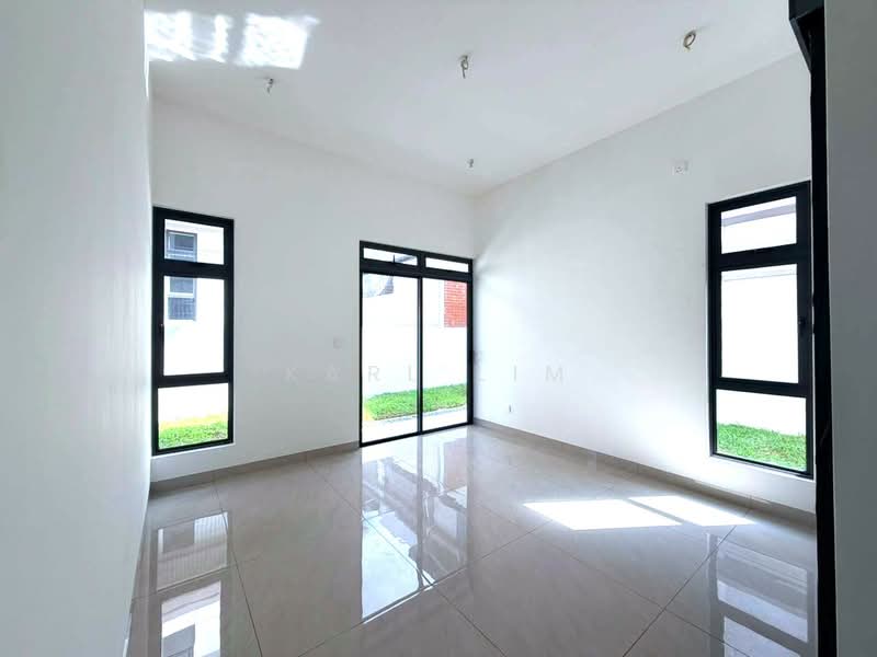 Semi-Detached House for Sale in Bandar Uda Utama (Johor Bahru) - Karl Lim - Living Room - PropertyGuru.com.my