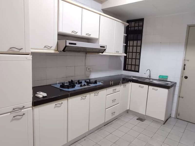Kondominium untuk Dijual di Aloha Tower Condominium - Eddy Chan - Kitchen - PropertyGuru.com.my