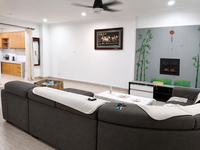 Rumah Teres 2 Tingkat untuk Disewa di Taman Sri Putra Mas (Sungai Buloh) - Geraldine Chan - Living Room - PropertyGuru.com.my
