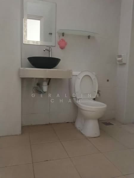 Rumah Teres 2 Tingkat untuk Disewa di Taman Sri Putra Mas (Sungai Buloh) - Geraldine Chan - Bathroom - PropertyGuru.com.my