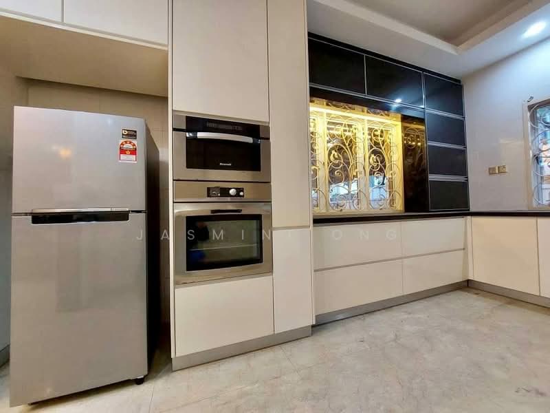 Rumah Teres 3 Tingkat untuk Dijual di Taman Tasik Indah Mewah (Batu) - Jasmine Ong - Kitchen - PropertyGuru.com.my