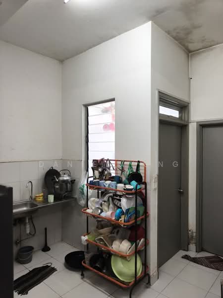 2-storey Terraced House for Sale in Nusa Bayu (Iskandar Puteri (Nusajaya)) - Daniel Yong - Kitchen - PropertyGuru.com.my