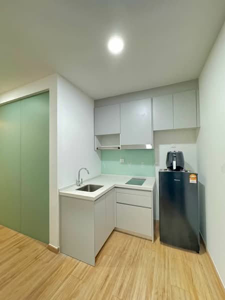 Servis Apartment untuk Dijual di Riveria Sentral - Rony Yeo - Kitchen - PropertyGuru.com.my