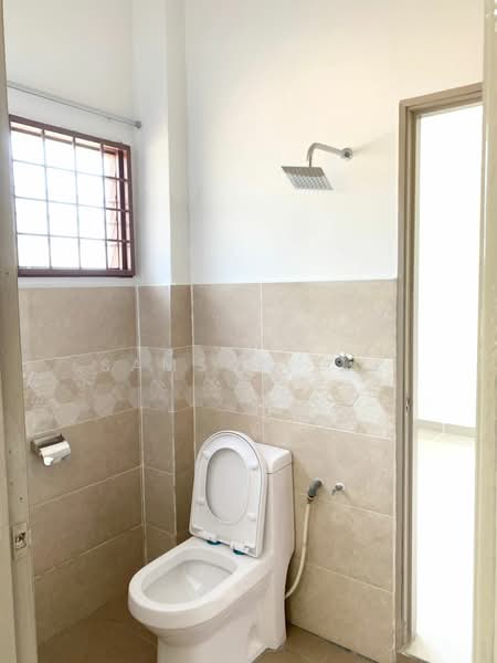 Rumah Banglo untuk Dijual di Bukit Sentosa (Rawang) - Samson Lee - Bathroom - PropertyGuru.com.my