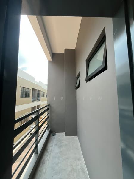 Shop / Office for Sale in Horizon Hills (Iskandar Puteri (Nusajaya)) - Chris Liew - Balcony - PropertyGuru.com.my