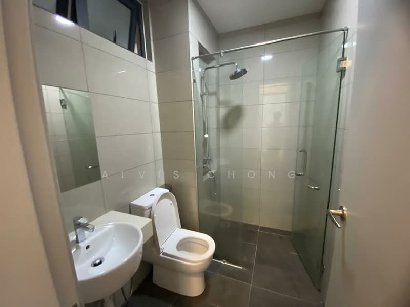 Servis Apartment untuk Disewa di PJ Midtown - Alvis Chong - Bathroom - PropertyGuru.com.my