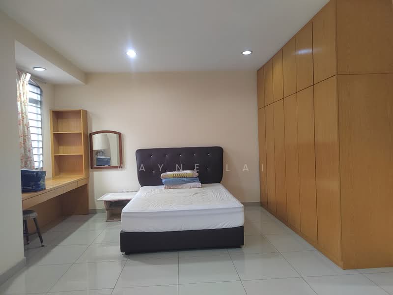 Rumah Teres 2 Tingkat untuk Disewa di Taman Sri Putra Mas (Sungai Buloh) - Wayne Lai - Bedroom - PropertyGuru.com.my
