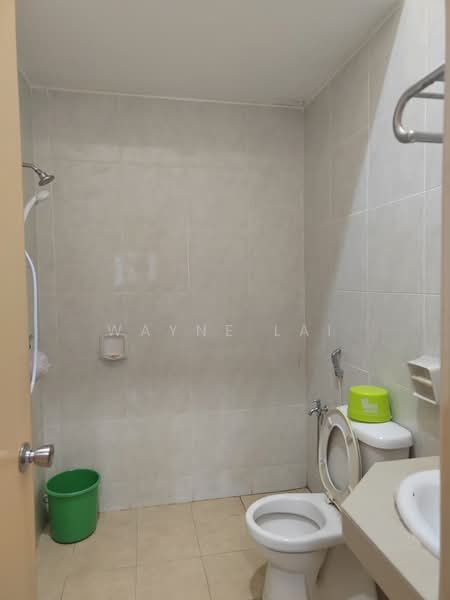Rumah Teres 2 Tingkat untuk Disewa di Taman Sri Putra Mas (Sungai Buloh) - Wayne Lai - Bathroom - PropertyGuru.com.my