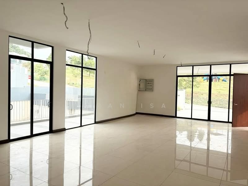 Rumah Banglo untuk Dijual di Seremban (Negeri Sembilan) - Imran Isa - Living Room - PropertyGuru.com.my