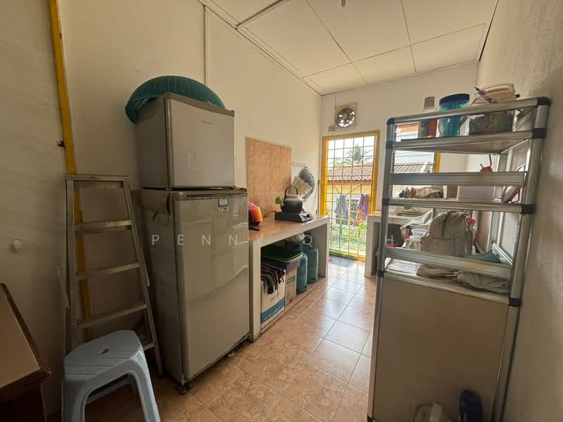 Terraced House for Sale in Bukit Rahman Putra (Sungai Buloh) - Penny Quah - Kitchen - PropertyGuru.com.my
