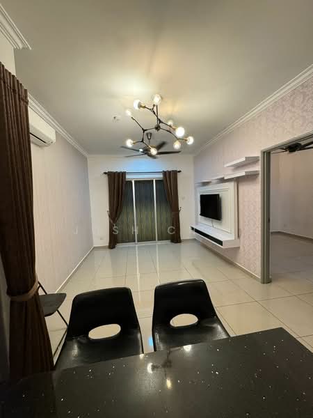 Kondominium untuk Disewa di The Edge Residence - Josh Chai - Living Room - PropertyGuru.com.my
