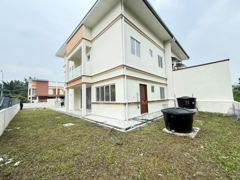 Semi-Detached House for Sale in Taman Idaman Murni (Labu) - Adzura Zamedin - Exterior - PropertyGuru.com.my