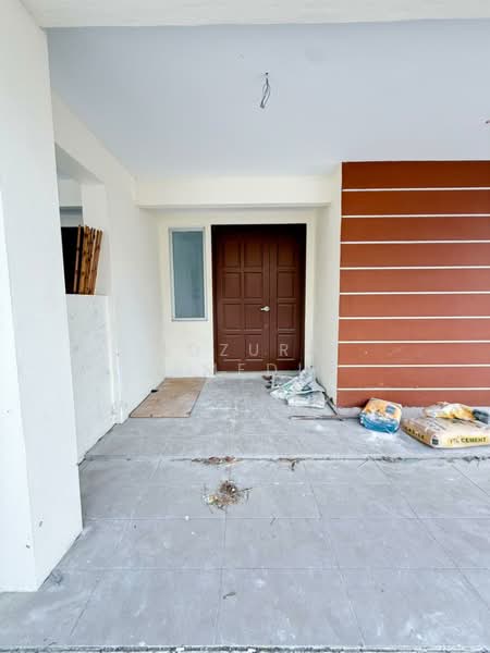 Semi-Detached House for Sale in Taman Idaman Murni (Labu) - Adzura Zamedin - Entrance - PropertyGuru.com.my