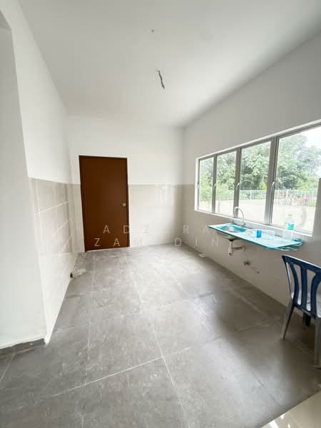 Semi-Detached House for Sale in Taman Idaman Murni (Labu) - Adzura Zamedin - Kitchen - PropertyGuru.com.my