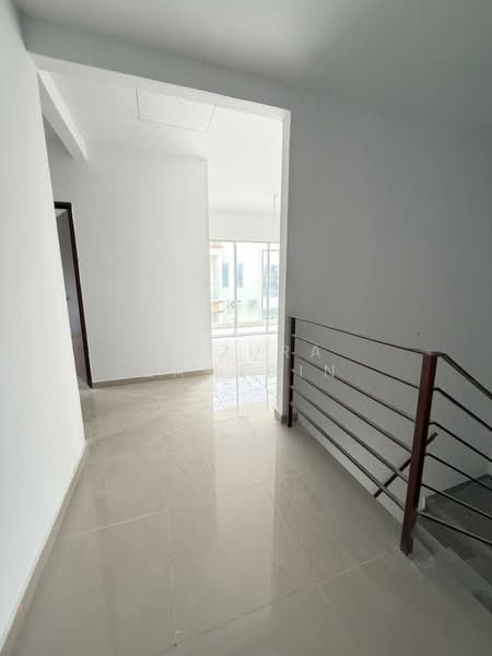 Semi-Detached House for Sale in Taman Idaman Murni (Labu) - Adzura Zamedin - Corridor - PropertyGuru.com.my
