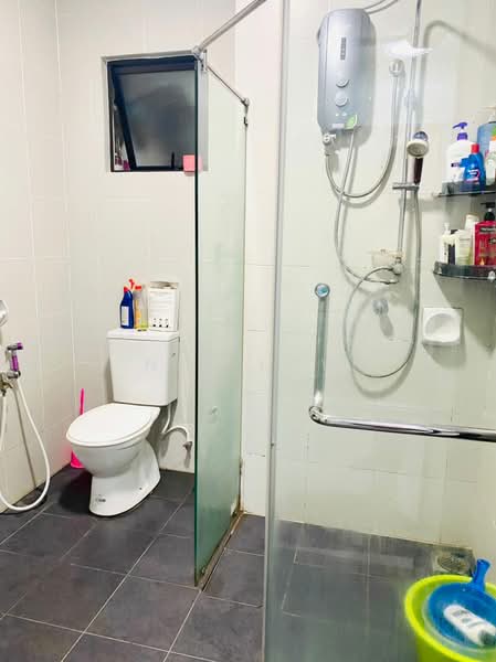 Condominium for Sale at V-Residensi - Nic Low - Bathroom - PropertyGuru.com.my