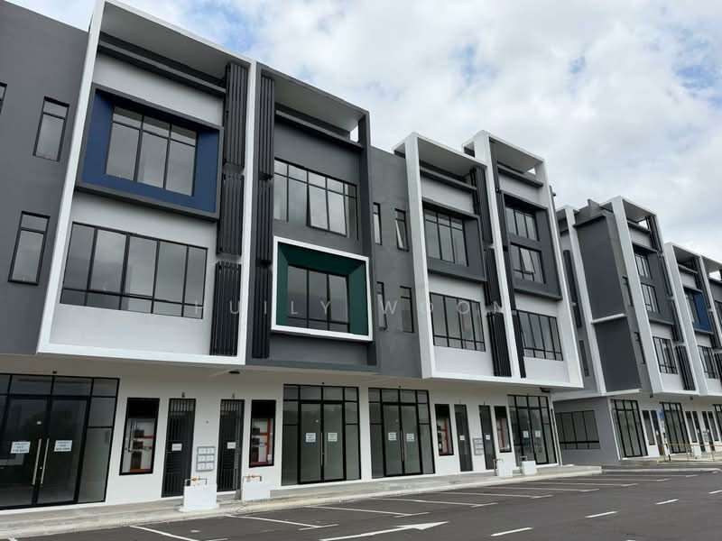 Shop / Office for Sale in Johor Bahru (Johor) - Huily Woon - Exterior - PropertyGuru.com.my