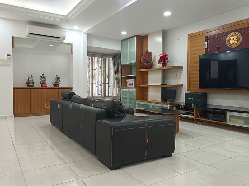 Rumah Teres 2 Tingkat untuk Dijual di Usj 1 (Subang Jaya) - Geraldine Chan - Living Room - PropertyGuru.com.my