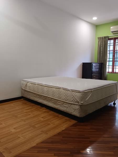 Rumah Teres 2 Tingkat untuk Dijual di Usj 1 (Subang Jaya) - Geraldine Chan - Bedroom - PropertyGuru.com.my