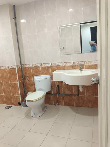 Rumah Teres 2 Tingkat untuk Dijual di Usj 1 (Subang Jaya) - Geraldine Chan - Bathroom - PropertyGuru.com.my