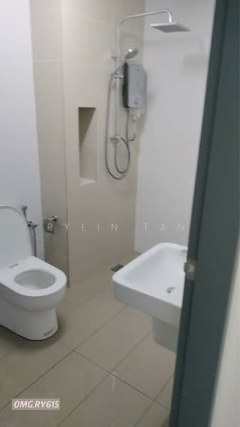 Servis Apartment untuk Disewa di TRIO By Setia - Rylin Tan - Bathroom - PropertyGuru.com.my