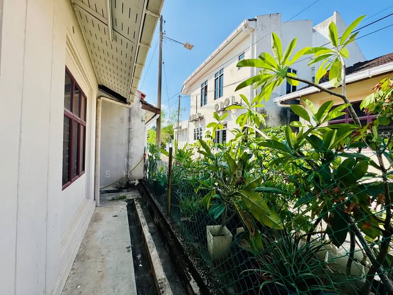 1-storey Terraced House for Sale in Seksyen 4 (Kota Damansara) - Nahathir Shahabudin - Exterior - PropertyGuru.com.my