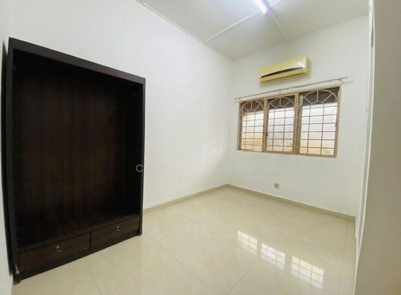 Rumah Teres 2-Tingkat untuk Dijual di BANDAR PUCHONG JAYA (Puchong) - Cl Khoo - PropertyGuru.com.my