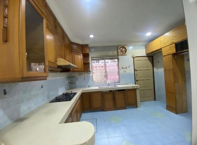 Rumah Teres 2-Tingkat untuk Dijual di BANDAR PUCHONG JAYA (Puchong) - Cl Khoo - Kitchen - PropertyGuru.com.my