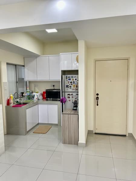 Pangsapuri untuk Dijual di Damansara Sutera - Jasmine Ong - Kitchen - PropertyGuru.com.my