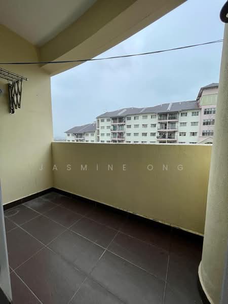 Pangsapuri untuk Dijual di Damansara Sutera - Jasmine Ong - Balcony - PropertyGuru.com.my