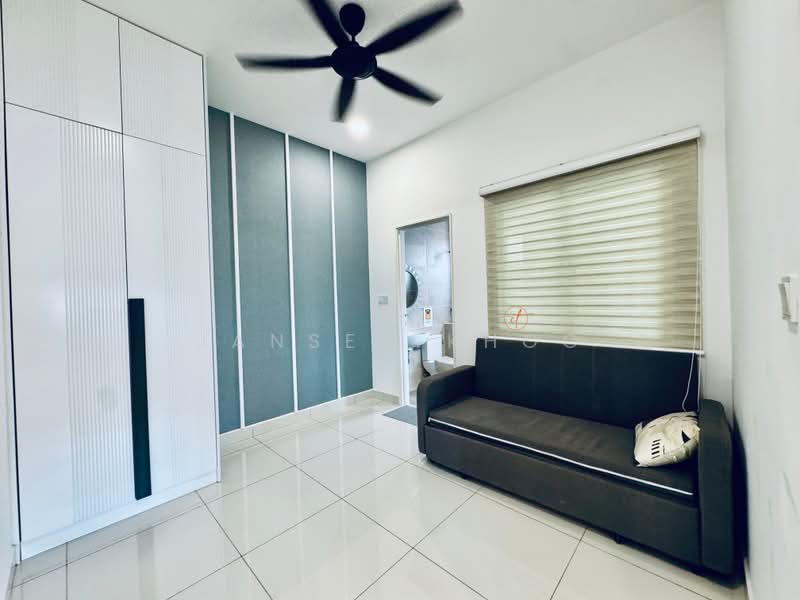 2-storey Terraced House for Sale in Bukit Raja (Selangor) - Jansen Khoo - Living Room - PropertyGuru.com.my