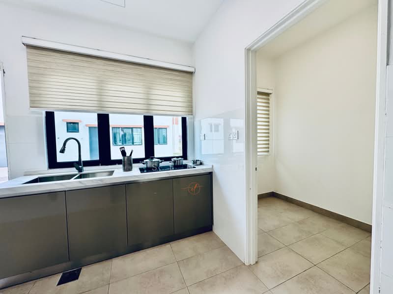 2-storey Terraced House for Sale in Bukit Raja (Selangor) - Jansen Khoo - Kitchen - PropertyGuru.com.my