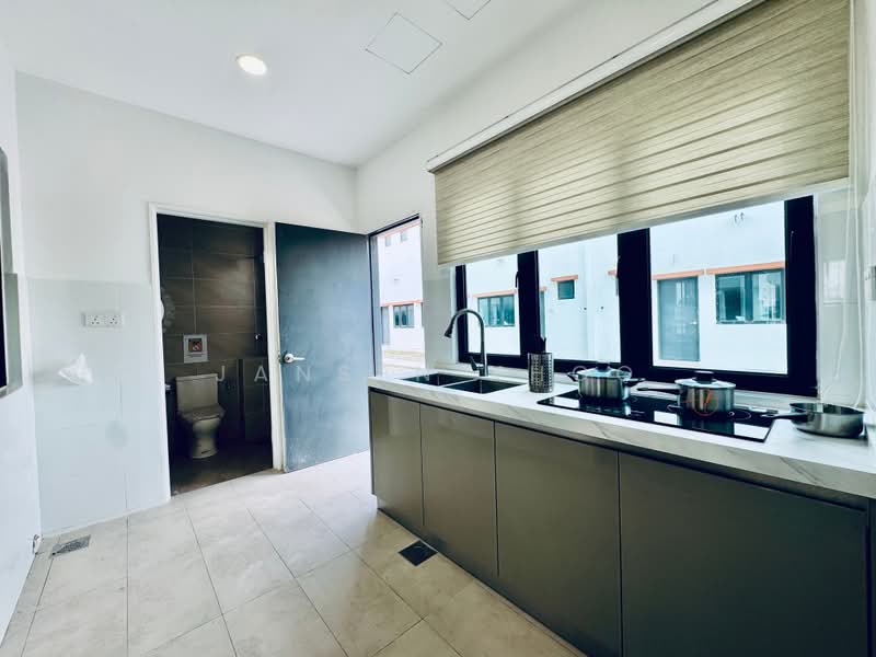 2-storey Terraced House for Sale in Bukit Raja (Selangor) - Jansen Khoo - Kitchen - PropertyGuru.com.my