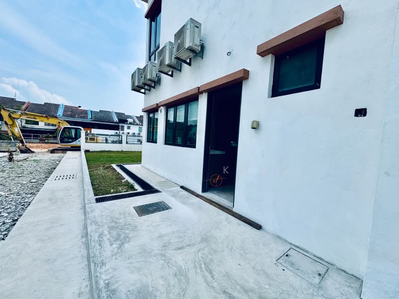 2-storey Terraced House for Sale in Bukit Raja (Selangor) - Jansen Khoo - Exterior - PropertyGuru.com.my