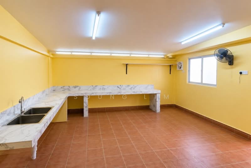 Rumah Teres 2 Tingkat untuk Disewa di Seksyen 1a (Petaling Jaya) - Soung Lim - Kitchen - PropertyGuru.com.my