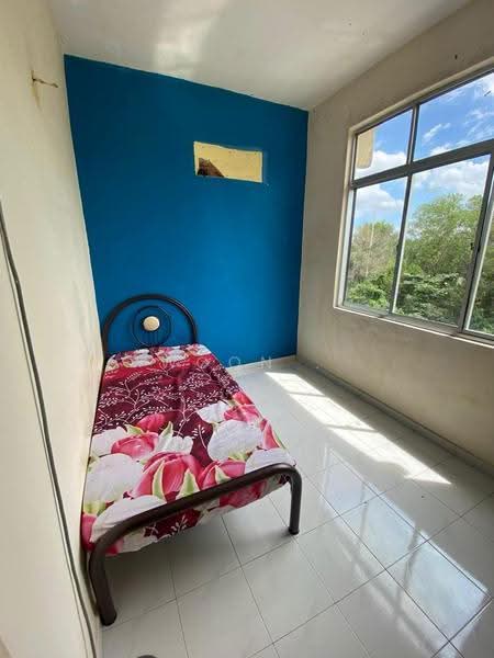 Apartment for Sale at Pelangi Apartment - Woon . - Bedroom - PropertyGuru.com.my