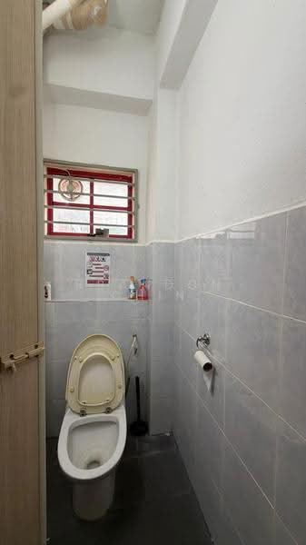 Shop / Office for Rent in Sentul (Sentul) - Brandon Chin - Bathroom - PropertyGuru.com.my