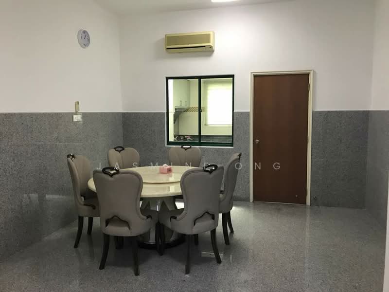Rumah Berkembar untuk Dijual di Taman Tasik Indah Mewah (Batu) - Jasmine Ong - Dining Room - PropertyGuru.com.my