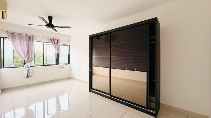 Kondominium untuk Disewa di Mirage By The Lake - Fuad Ali - Bedroom - PropertyGuru.com.my