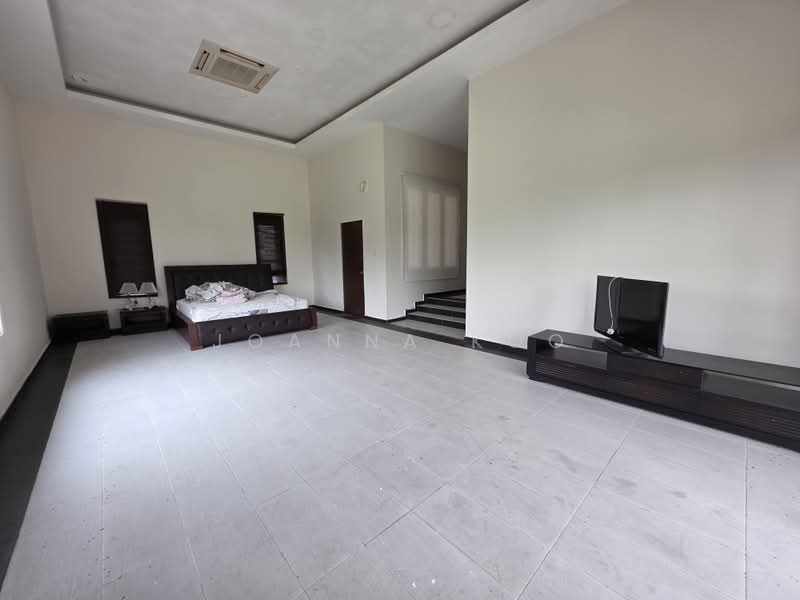 Rumah Banglo untuk Dijual di Leisure Farm (Gelang Patah) - Joanna Koo - Bedroom - PropertyGuru.com.my