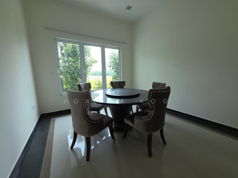 Rumah Banglo untuk Dijual di Leisure Farm (Gelang Patah) - Joanna Koo - Dining Room - PropertyGuru.com.my