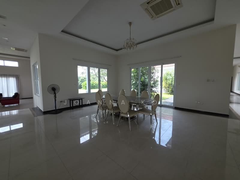 Rumah Banglo untuk Dijual di Leisure Farm (Gelang Patah) - Joanna Koo - Dining Room - PropertyGuru.com.my