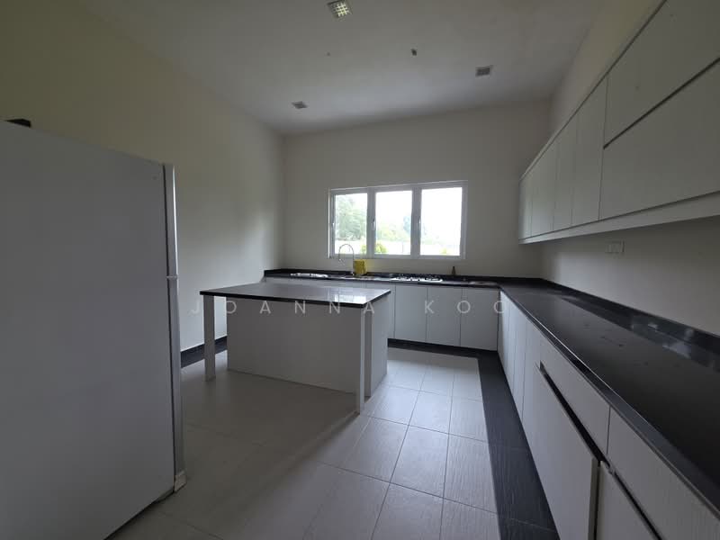 Rumah Banglo untuk Dijual di Leisure Farm (Gelang Patah) - Joanna Koo - Kitchen - PropertyGuru.com.my
