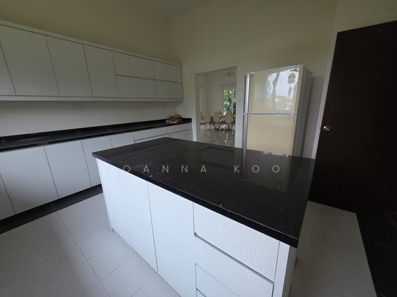 Rumah Banglo untuk Dijual di Leisure Farm (Gelang Patah) - Joanna Koo - Kitchen - PropertyGuru.com.my